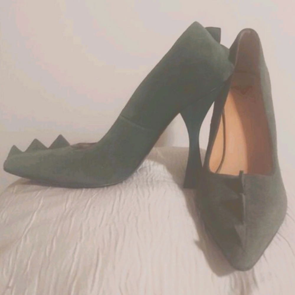 Fluevog Heels, Discontinued - Picture 2 of 3